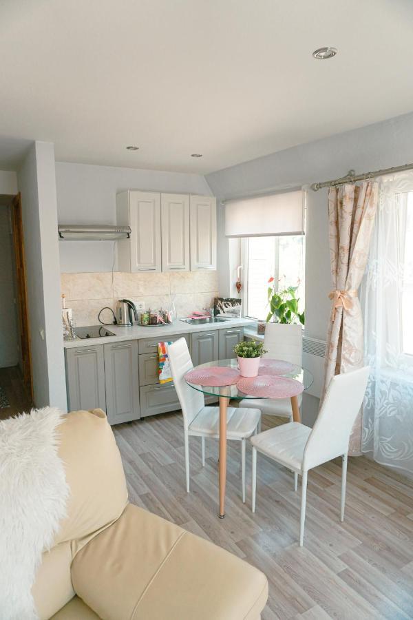 Leticijas Apartamenti Кулдига Экстерьер фото